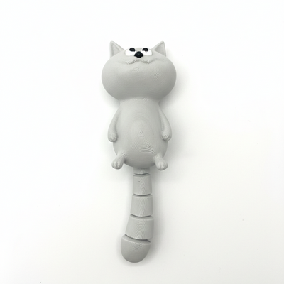 ميدالية قطة بذيل متحرك