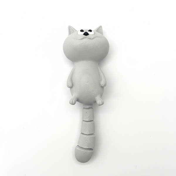 ميدالية قطة بذيل متحرك